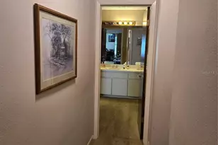 8008 La Serena Dr, Tampa, FL 33614 - Photo 11