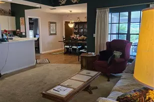 8008 La Serena Dr, Tampa, FL 33614 - Photo 3