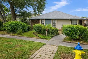 8008 La Serena Dr, Tampa, FL 33614 - Photo 1