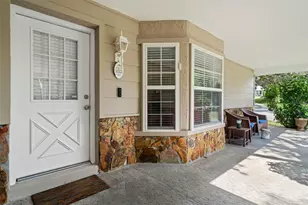 2632 Royal Ridge Dr, Spring Hill, FL 34606 - Photo 5