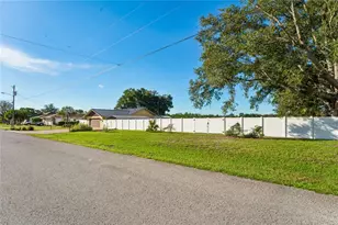 5230 Mosquero Rd, Spring Hill, FL 34606 - Photo 5