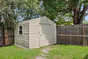 8937 Valencia Gardens Dr, Orlando, FL 32825 - Photo 21