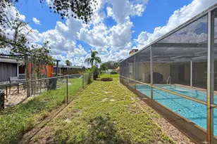 9916 Lake Chrise Ln, Port Richey, FL 34668 - Photo 23