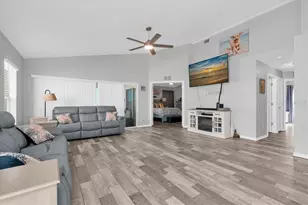 9535 Patrician Dr, New Port Richey, FL 34655 - Photo 11