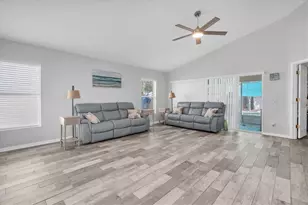 9535 Patrician Dr, New Port Richey, FL 34655 - Photo 9
