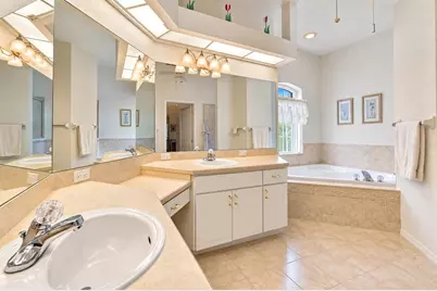 7420 Nightwalker Road, Weeki Wachee, FL 34613 - Photo 17