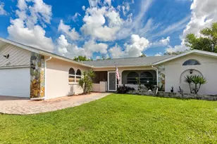 2066 Gold Rd, Spring Hill, FL 34609 - Photo 7