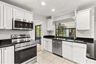 1507 Poinsettia Avenue, Tarpon Springs, FL 34689 - Photo 11