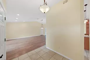 611 Tomoka Dr, Palm Harbor, FL 34683 - Photo 7