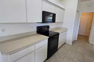 13130 Odham St, Spring Hill, FL 34609 - Photo 9
