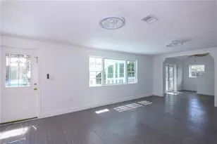 1655 Drew St, Clearwater, FL 33755 - Photo 3