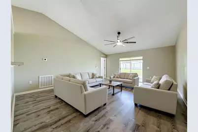 12536 Corrine Avenue, Spring Hill, FL 34609 - Photo 17