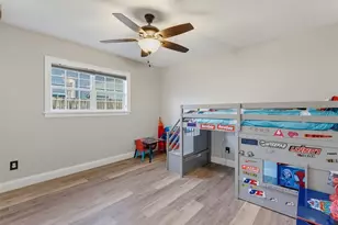 1846 Del Robles Dr, Clearwater, FL 33764 - Photo 25