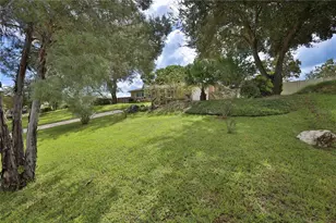 4502 Bayridge Ct, Spring Hill, FL 34606 - Photo 5