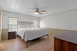 35106 McCulloughs Leap, Zephyrhills, FL 33541 - Photo 23