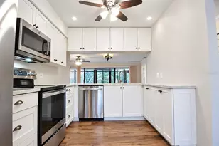6466 Tapestry Cir, Spring Hill, FL 34606 - Photo 3