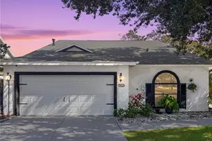 7815 Geneva Ln, Sarasota, FL 34243 - Photo 1