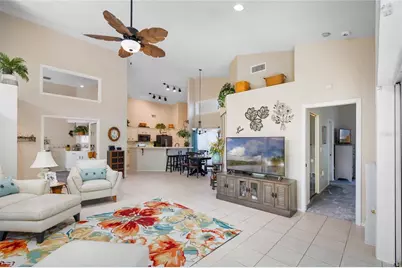 7815 Geneva Lane, Sarasota, FL 34243 - Photo 3