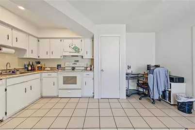 7487 Canterbury Street, Spring Hill, FL 34606 - Photo 9