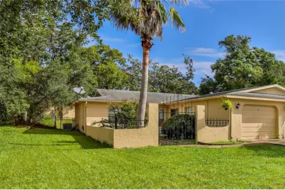 7487 Canterbury Street, Spring Hill, FL 34606 - Photo 5
