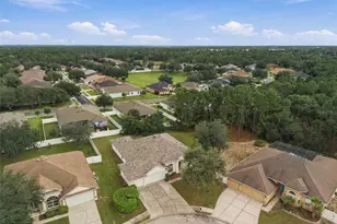 5701 Brackenwood Dr, Spring Hill, FL 34609 - Photo 3