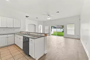 5701 Brackenwood Dr, Spring Hill, FL 34609 - Photo 19