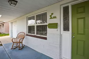1031 Classic Dr, Holiday, FL 34691 - Photo 5