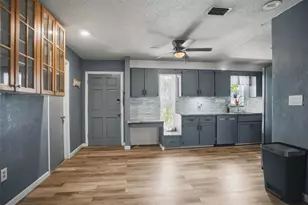 13143 Linden Dr, Spring Hill, FL 34609 - Photo 7