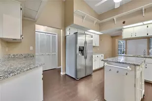 1097 Florian Way, Spring Hill, FL 34609 - Photo 9