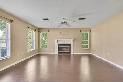 1097 Florian Way, Spring Hill, FL 34609 - Photo 5