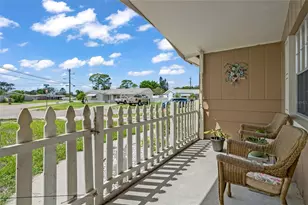 5253 Forest Hills Dr, Holiday, FL 34690 - Photo 5