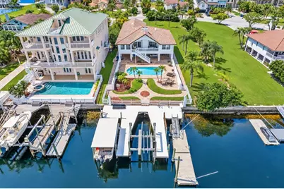 5226 Westshore Drive, New Port Richey, FL 34652 - Photo 5