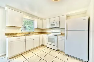 5815 Dailey Ln, New Port Richey, FL 34653 - Photo 9