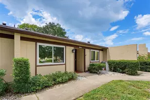 8330 High Point Cir, Port Richey, FL 34668 - Photo 3
