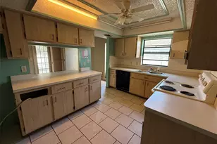 8835 Aruba Ln, Port Richey, FL 34668 - Photo 7