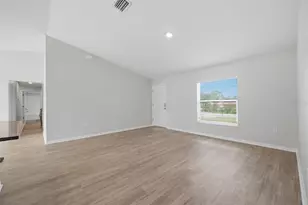 7839 N Quibble Ave, Citrus Springs, FL 34434 - Photo 9