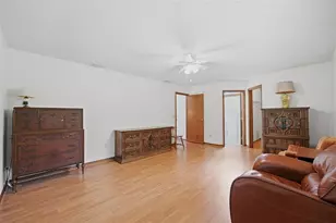 880 Emerson Rd, Brooksville, FL 34601 - Photo 33