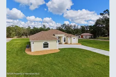 10389 Marvista Court, Weeki Wachee, FL 34614 - Photo 3
