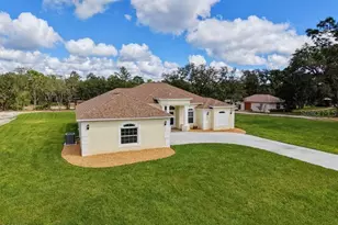 10389 Marvista Ct, Weeki Wachee, FL 34614 - Photo 3