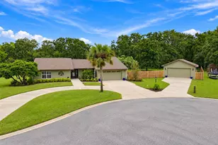 8985 Fairchild Ct, New Port Richey, FL 34654 - Photo 3