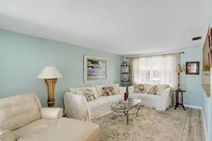 7130 Hollybay Rd, New Port Richey, FL 34653 - Photo 17
