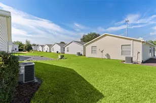 17382 SE 93rd Retford Terrace, The Villages, FL 32162 - Photo 33