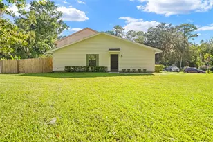 828 Village Dr, Brooksville, FL 34601 - Photo 5