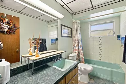 2607 Westhigh Avenue, Tampa, FL 33614 - Photo 15
