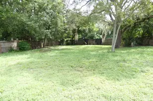 7211 Tarrytown Dr, Spring Hill, FL 34606 - Photo 3