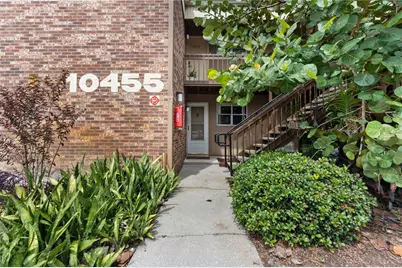 10455 Carrollbrook Court #114, Tampa, FL 33618 - Photo 1