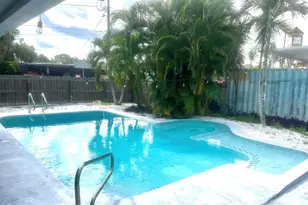7327 59th St N, Pinellas Park, FL 33781 - Photo 3