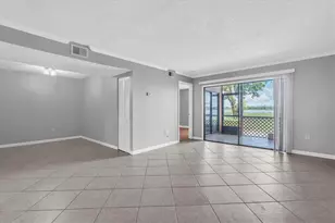 10103 Sailwinds Blvd N, Largo, FL 33773 - Photo 7