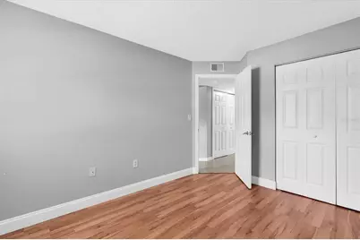 10103 Sailwinds Boulevard N #105, Largo, FL 33773 - Photo 21