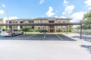 10103 Sailwinds Blvd N, Largo, FL 33773 - Photo 1